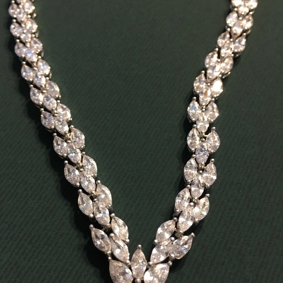 Rhinestone Necklace, New, never worn. - Picture 8 of 14